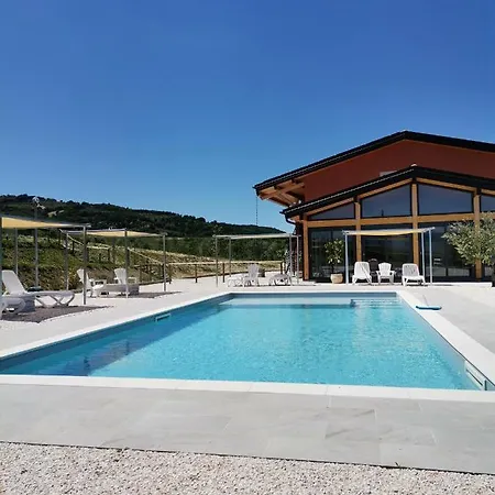 Incanto Della Natura Farma Cannara